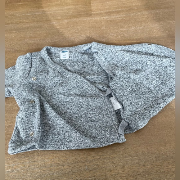 🎀 5 for $30 Old Navy Super Soft Kimono Sweater in Gray 0-3M - Picture 3 of 4